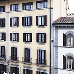 Ester Hotel