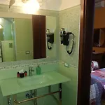 Hotel Ester 3*