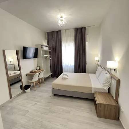 Hotell Ester Florens