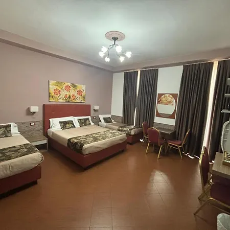 Ester Hotell 3*