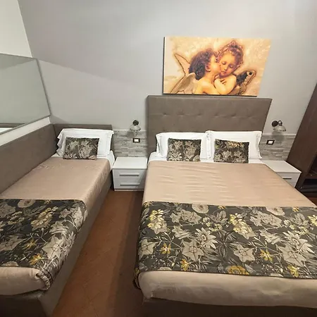 Hotell Ester Florens