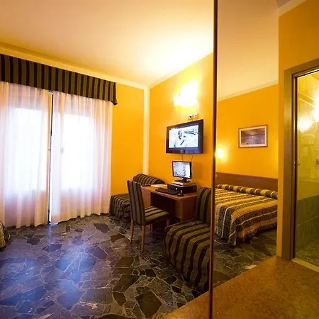 Ester Hotel Florencia