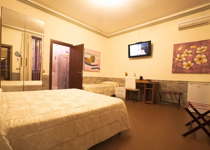 Ξενοδοχείο Ester 3*