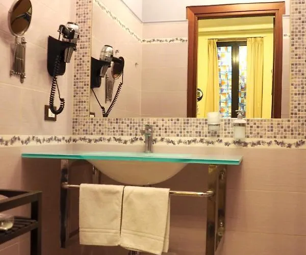 Ester Φλωρεντία