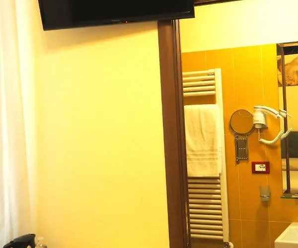 Ester Ξενοδοχείο 3*